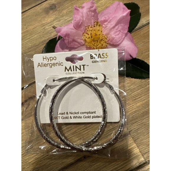 14KT White & Gold Plated Silvertone Brass Hypo Allergenic Hoop Earrings NEW - Picture 1 of 7